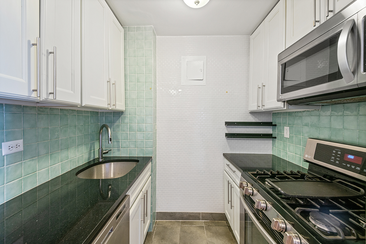 155 East 38th Street 6B Murray Hill New York NY 10016