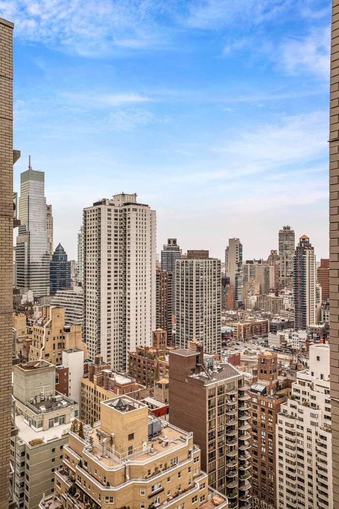 400 East 56th Street 39F Sutton Place New York NY 10022