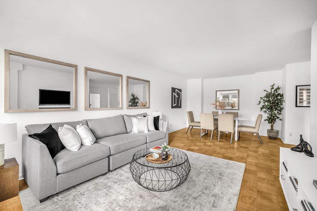 211 East 53rd Street PHD Turtle Bay New York NY 10022