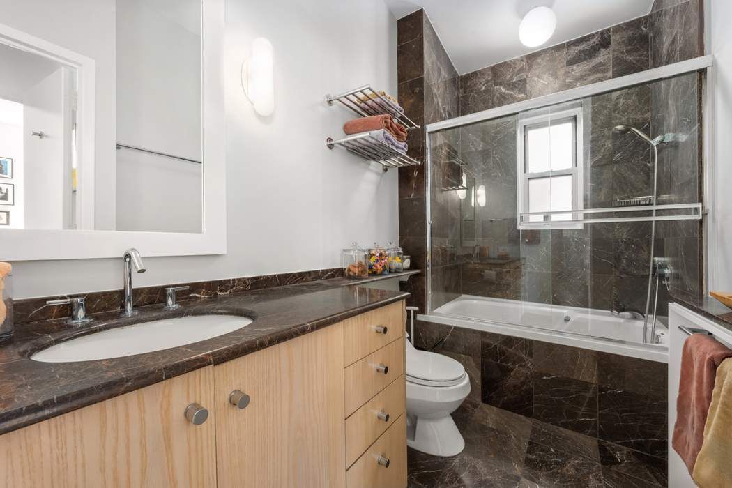 50 West 9th Street 4B Greenwich Village New York NY 10011