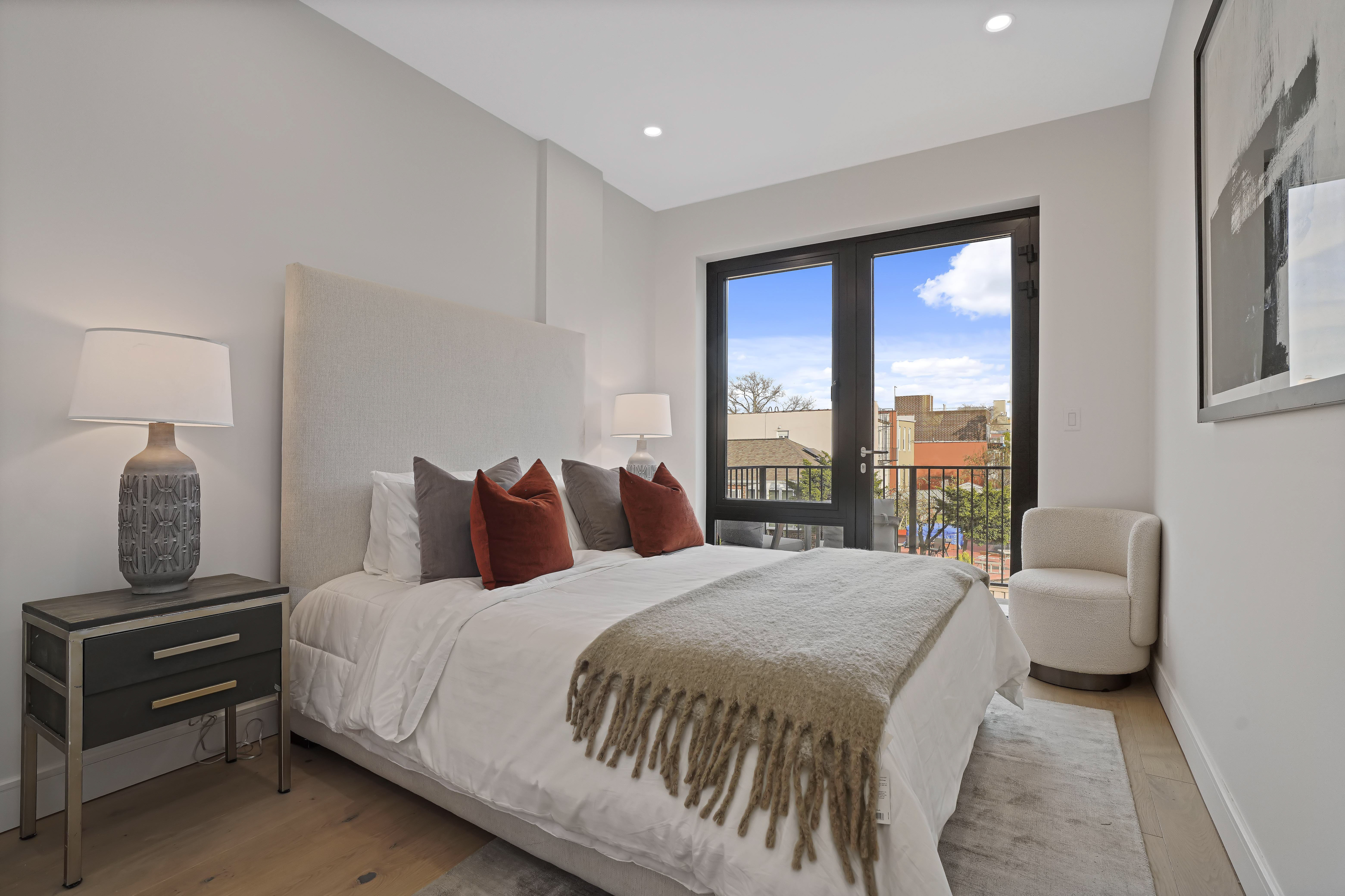 21-31 Shore Boulevard 3B Astoria Queens NY 11105