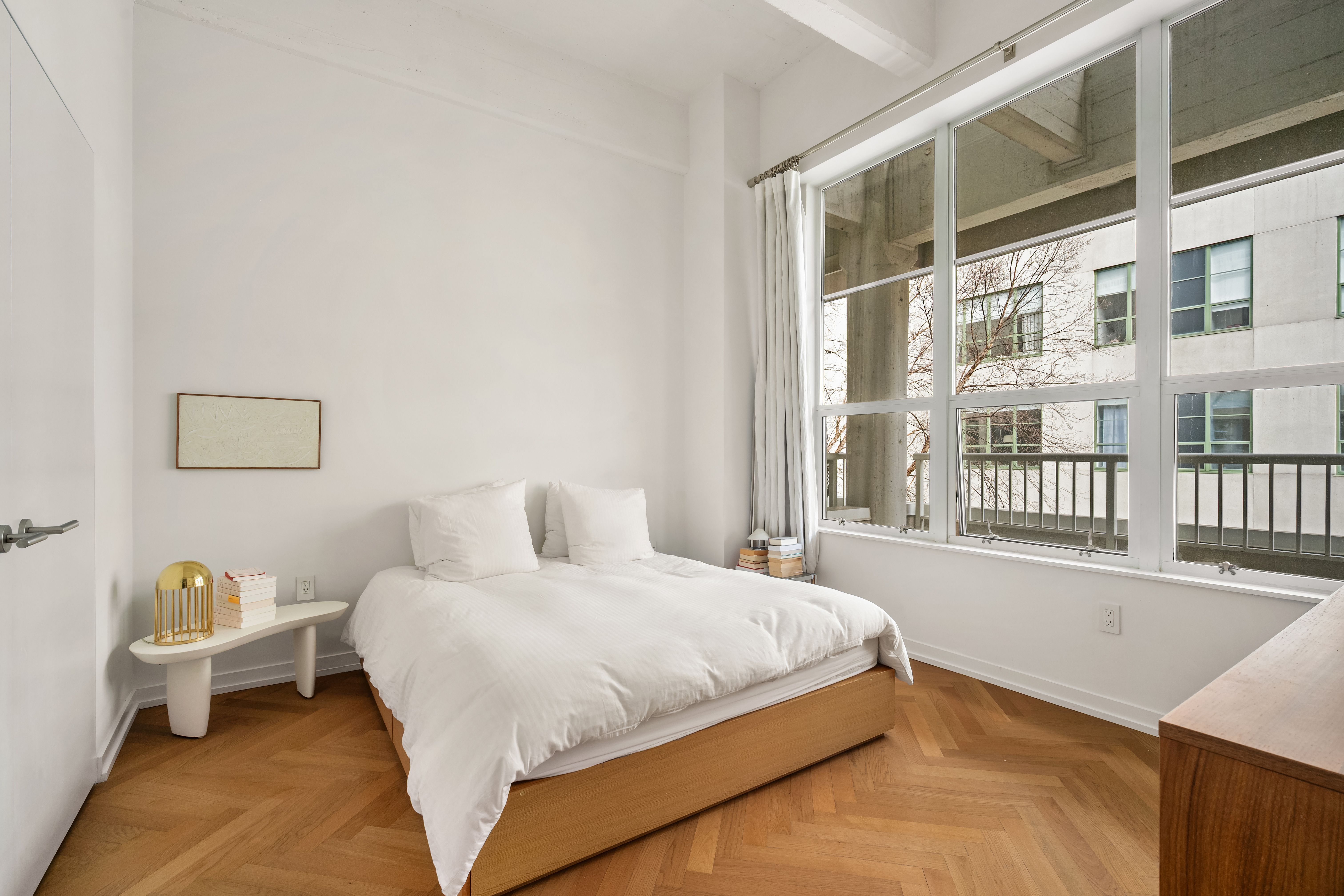 184 Kent Avenue B506 Williamsburg Brooklyn NY 11249