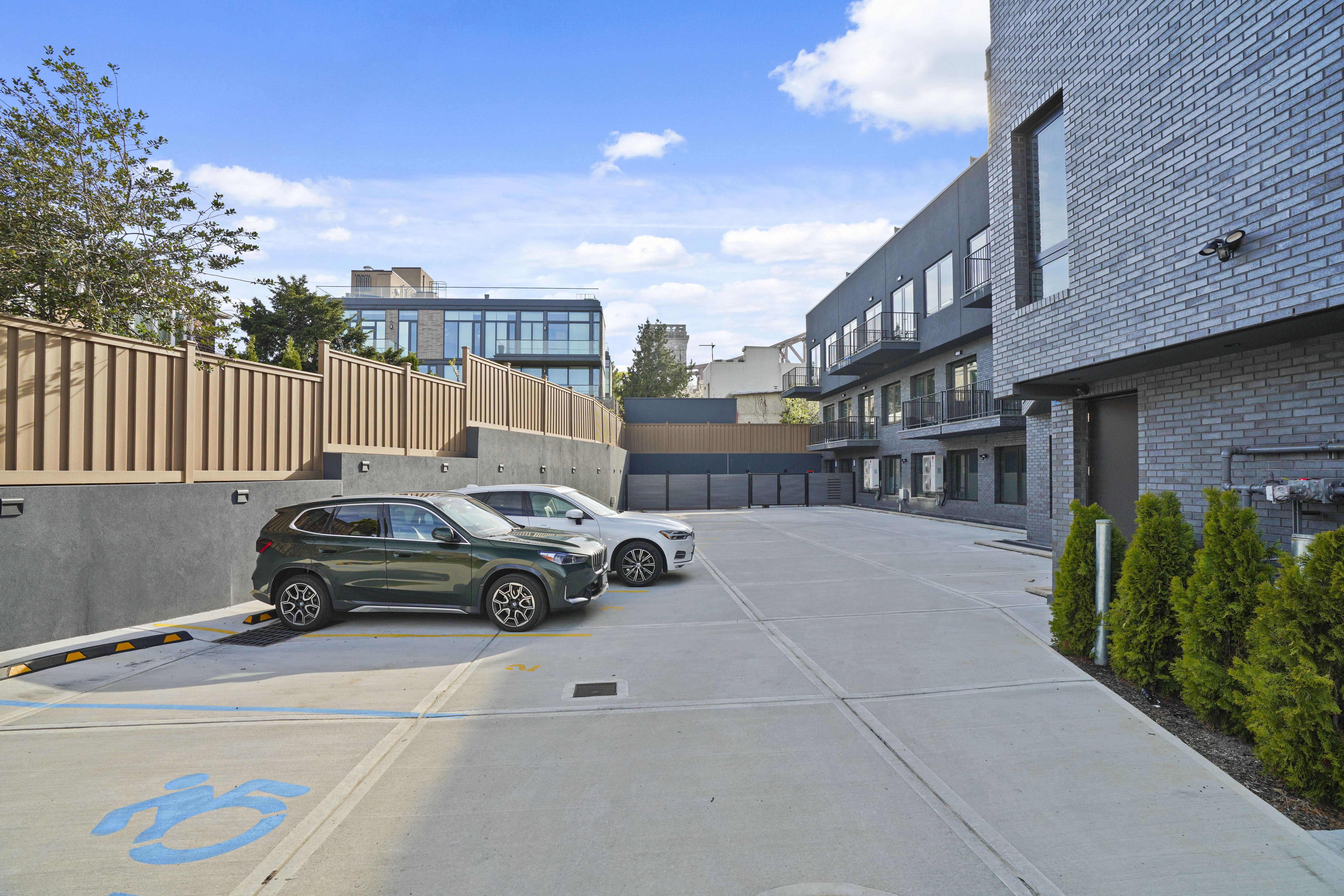 21-31 Shore Boulevard 1B Astoria Queens NY 11105
