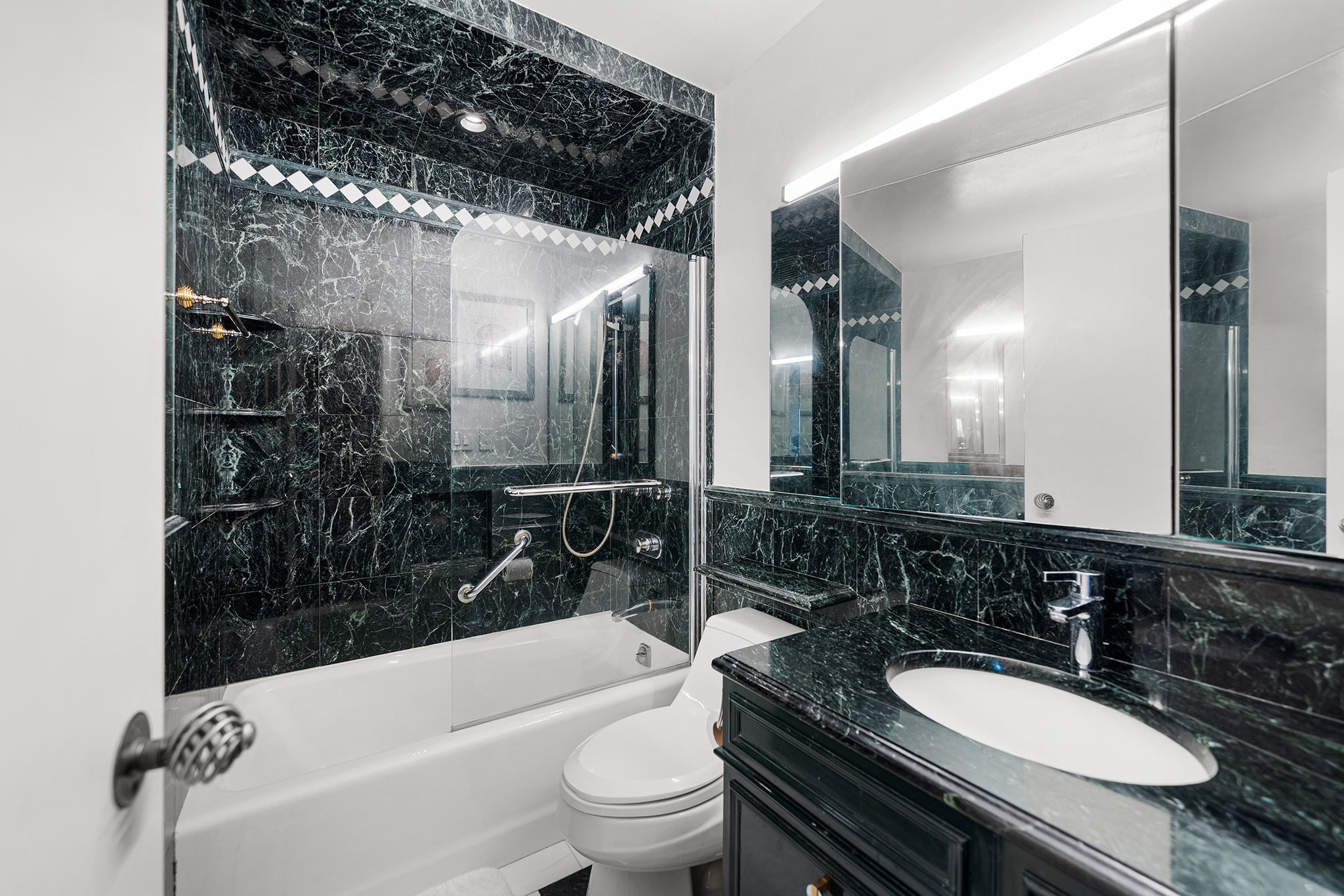 1725 York Avenue Upper East Side New York NY 10128