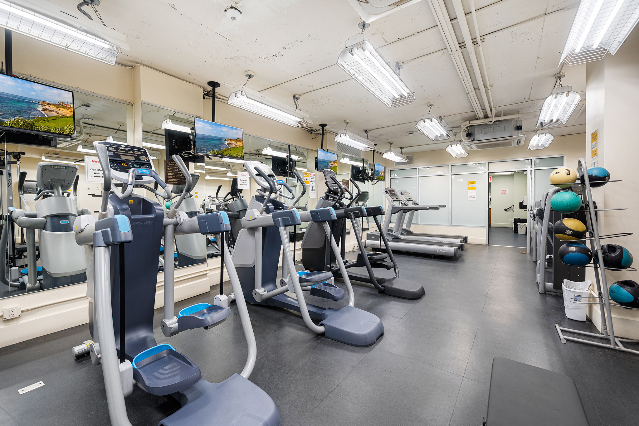 1725 York Avenue Upper East Side New York NY 10128