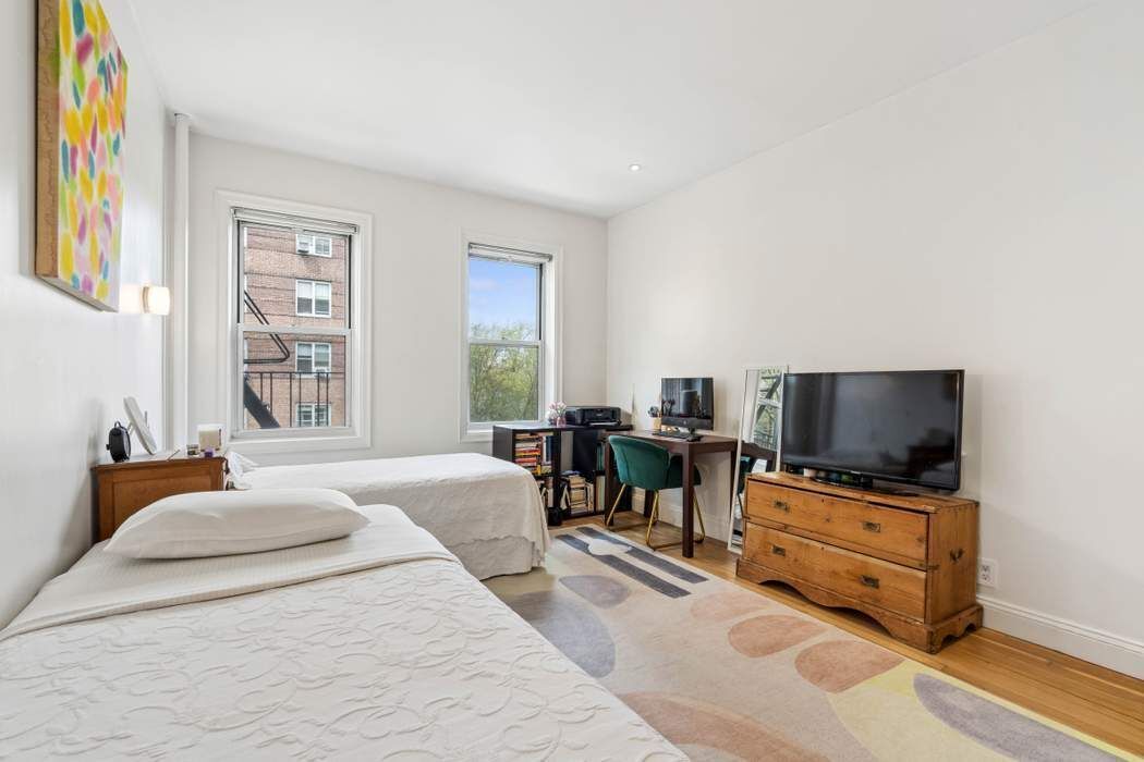 504 Grand Street H24-25 Lower East Side New York NY 10002