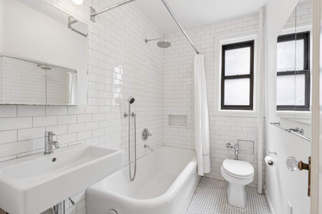 504 Grand Street H24-25 Lower East Side New York NY 10002