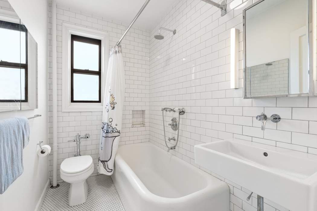 504 Grand Street H24-25 Lower East Side New York NY 10002