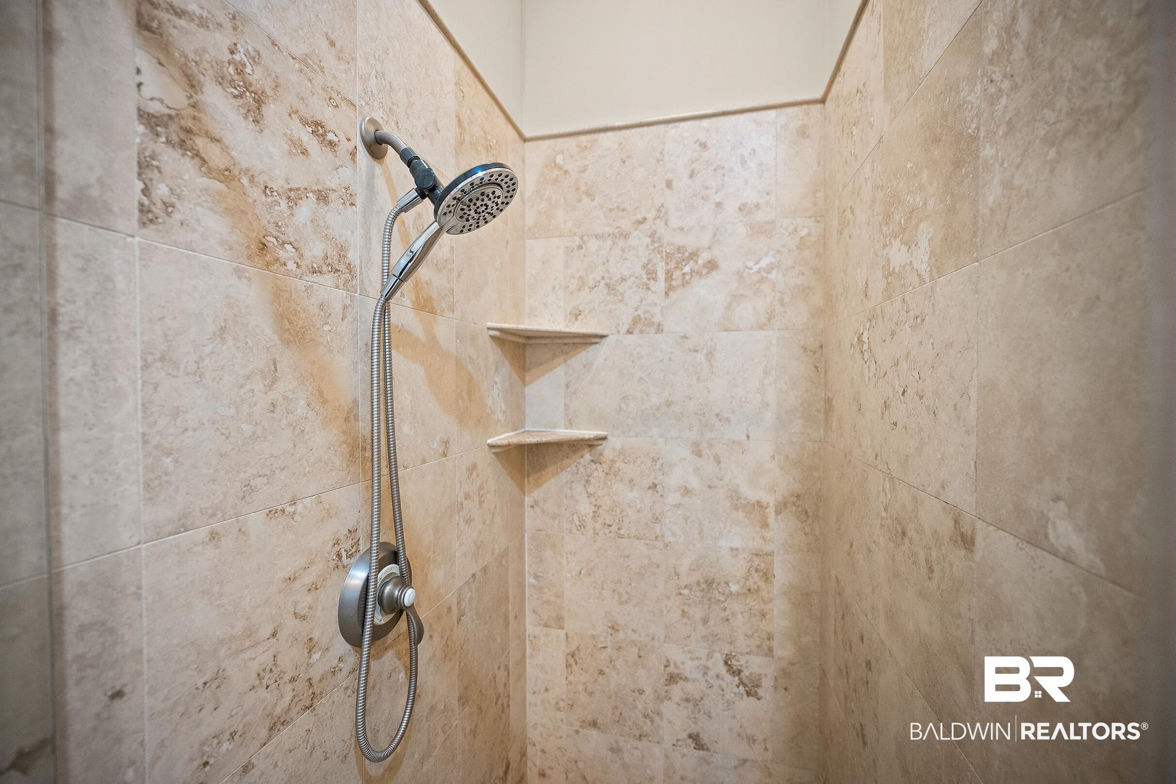 394301 | Photo 36