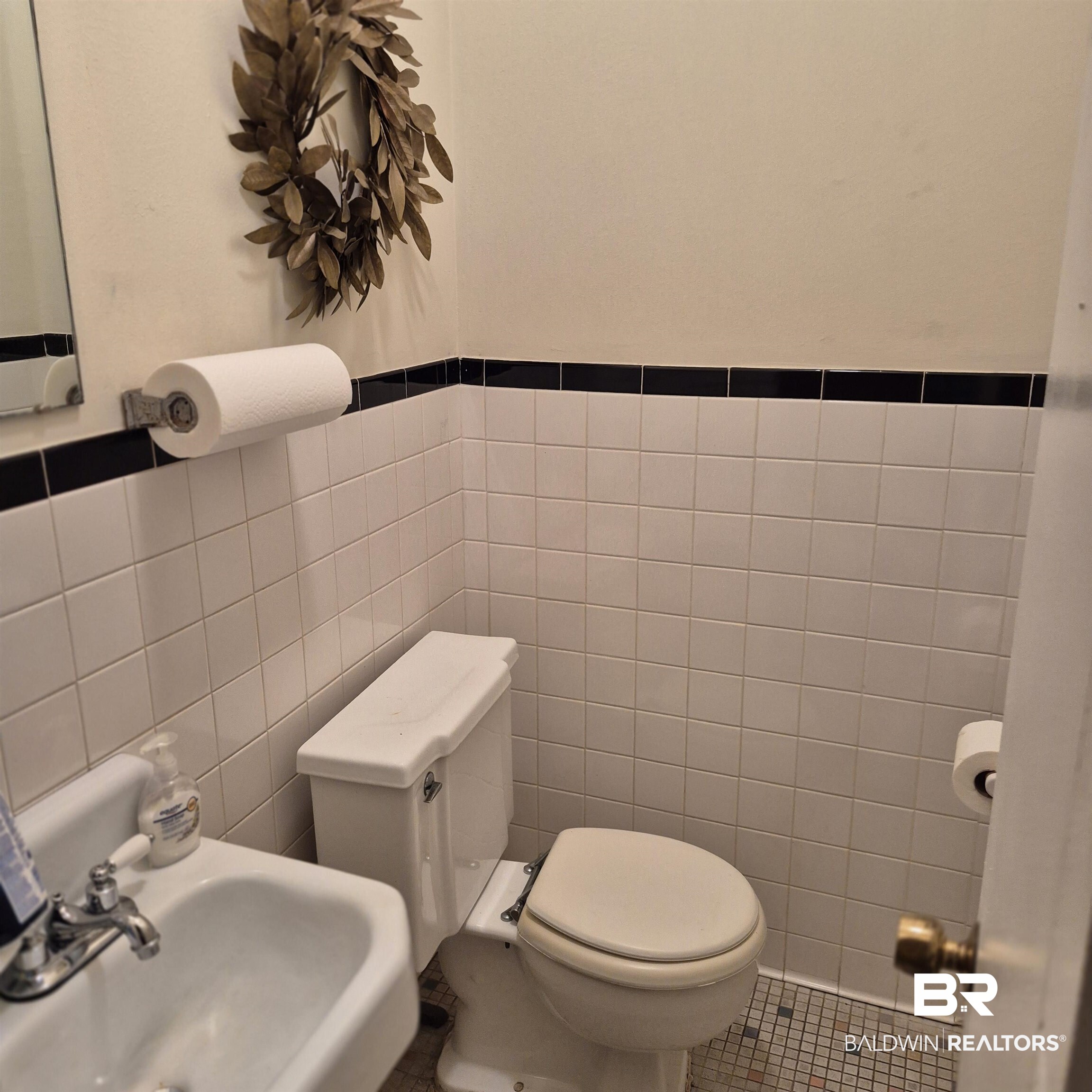 394586 | Photo 16