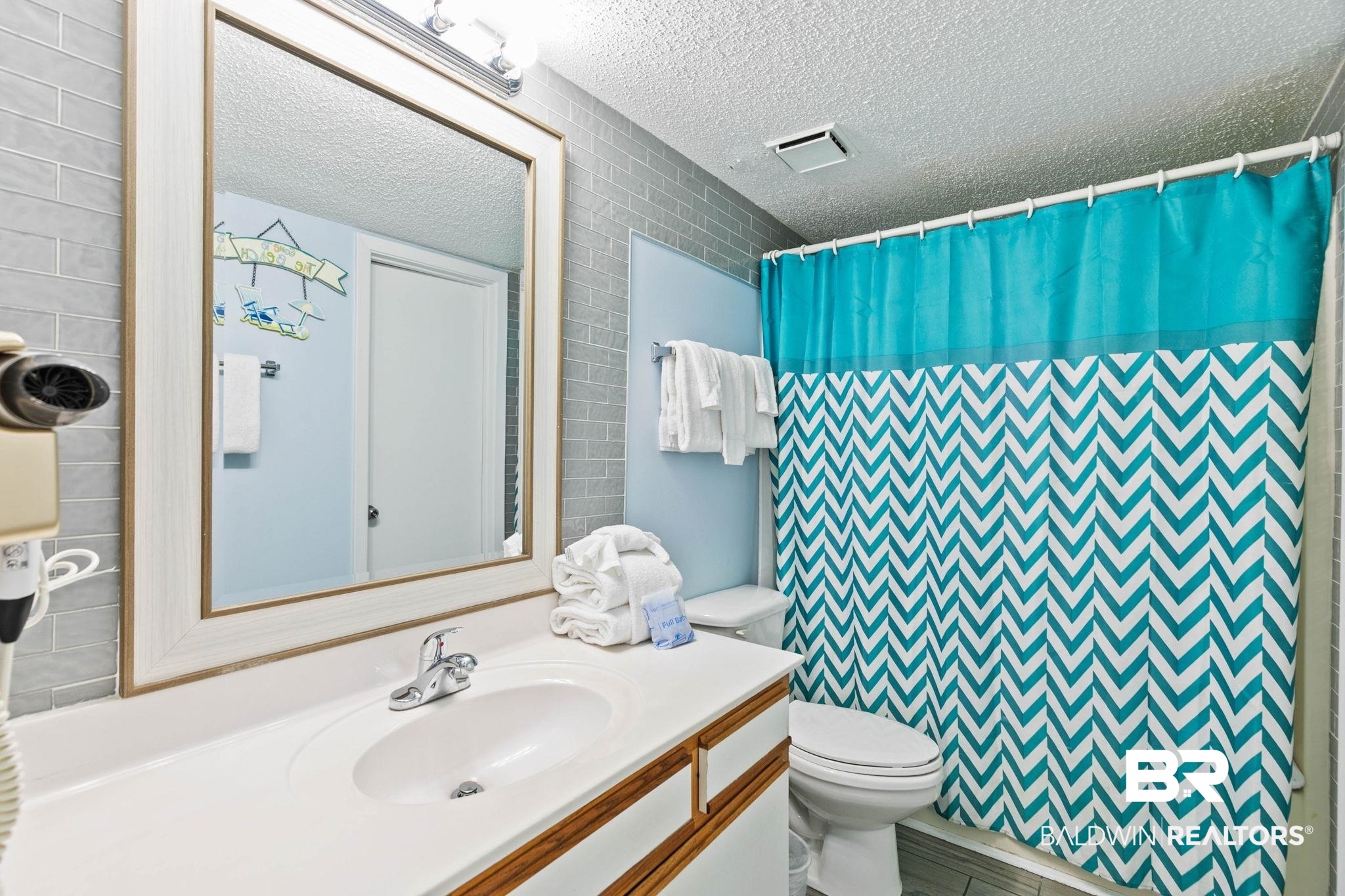 394623 | Photo 24