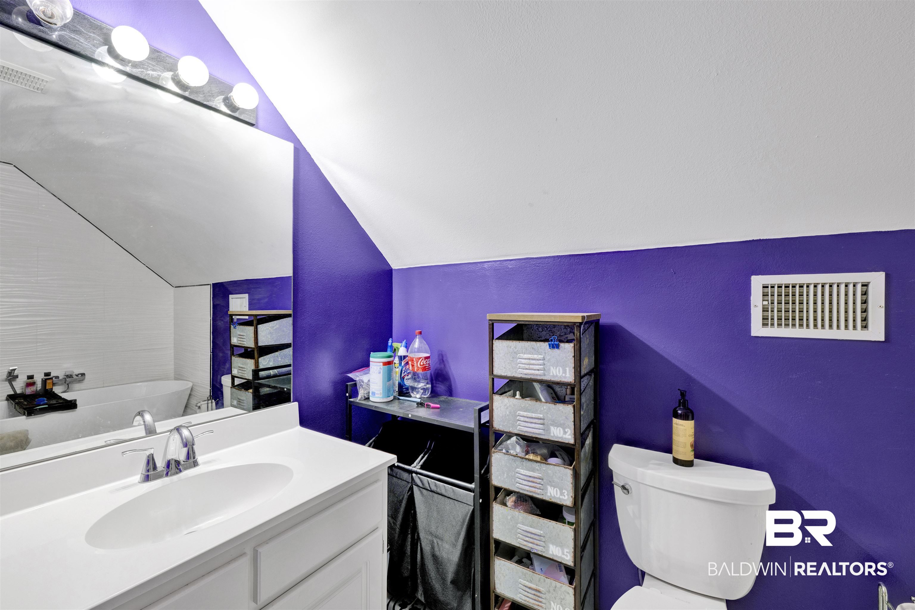 394713 | Photo 24