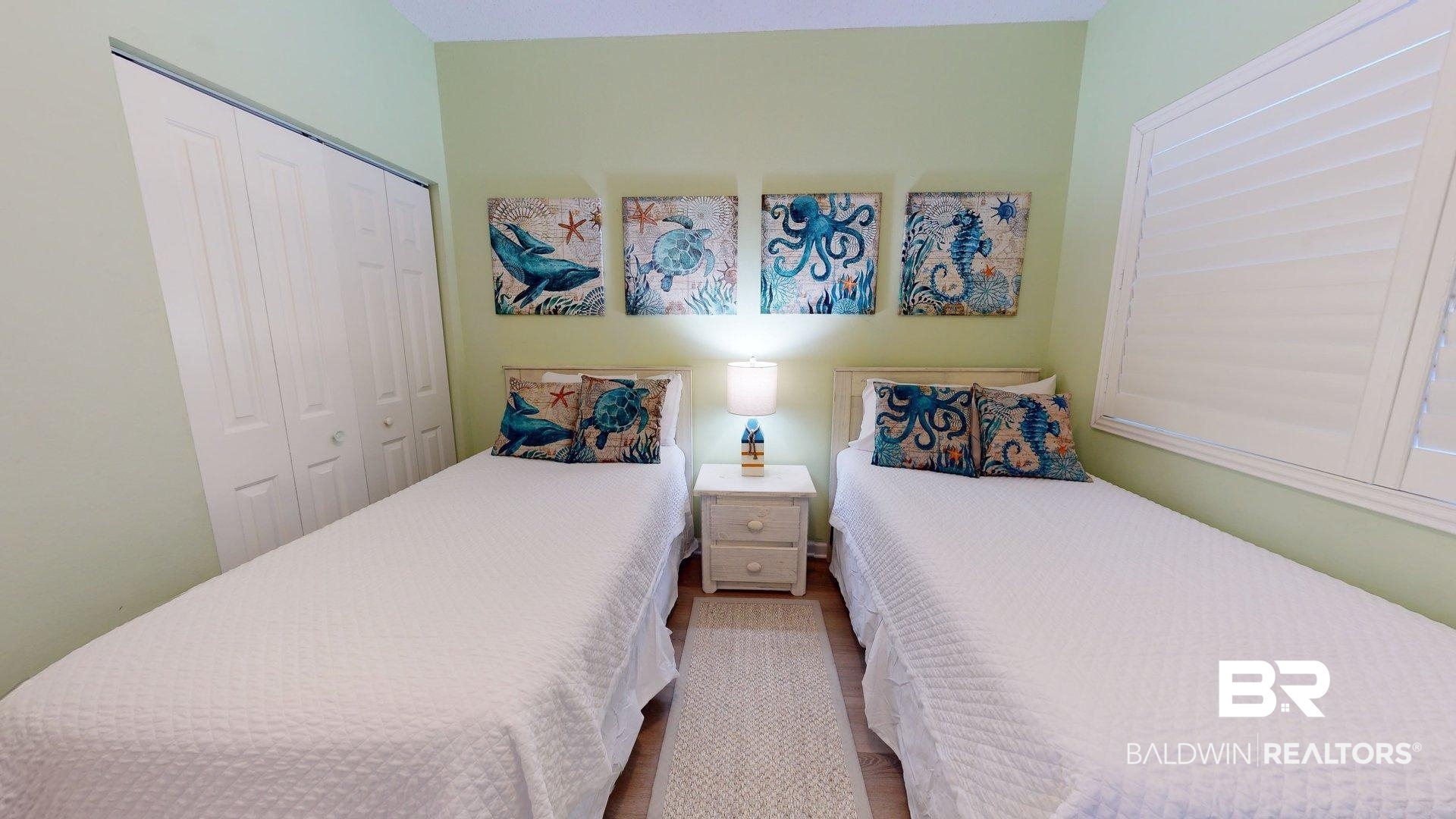 394773 | Photo 22