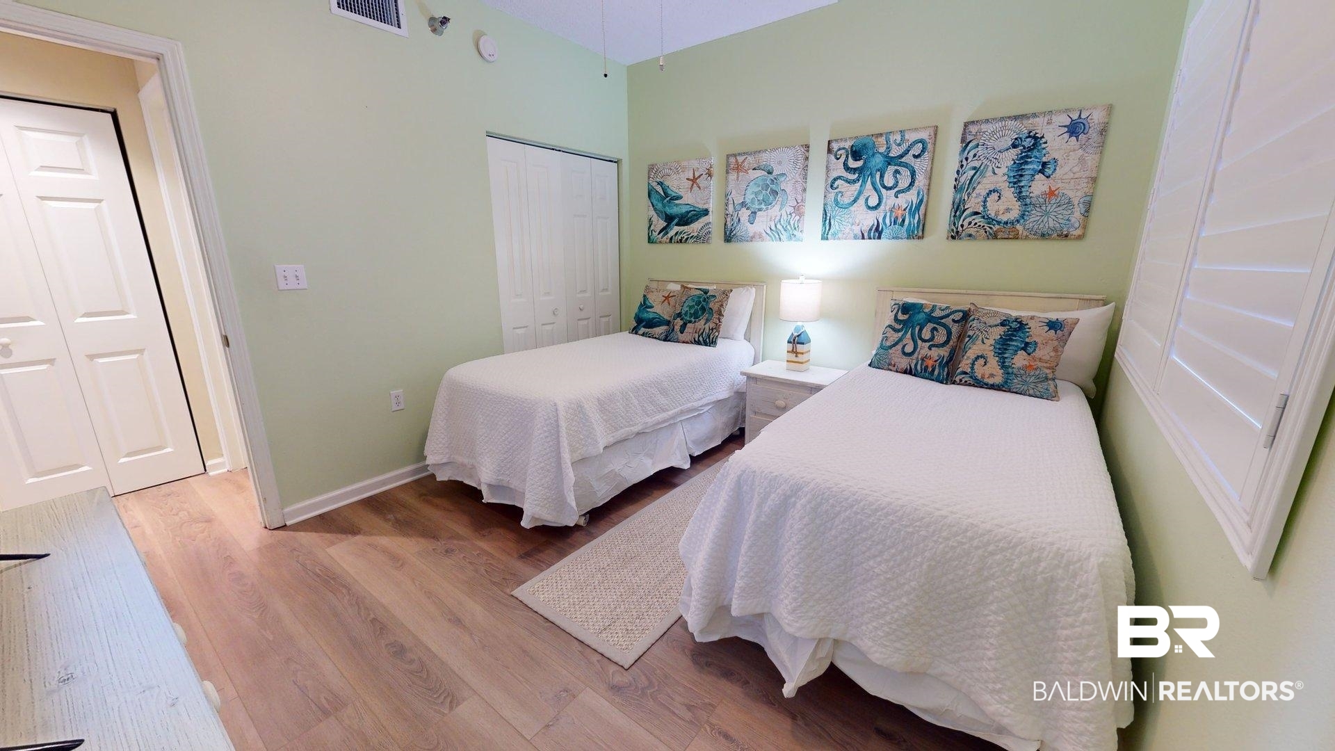 394773 | Photo 23