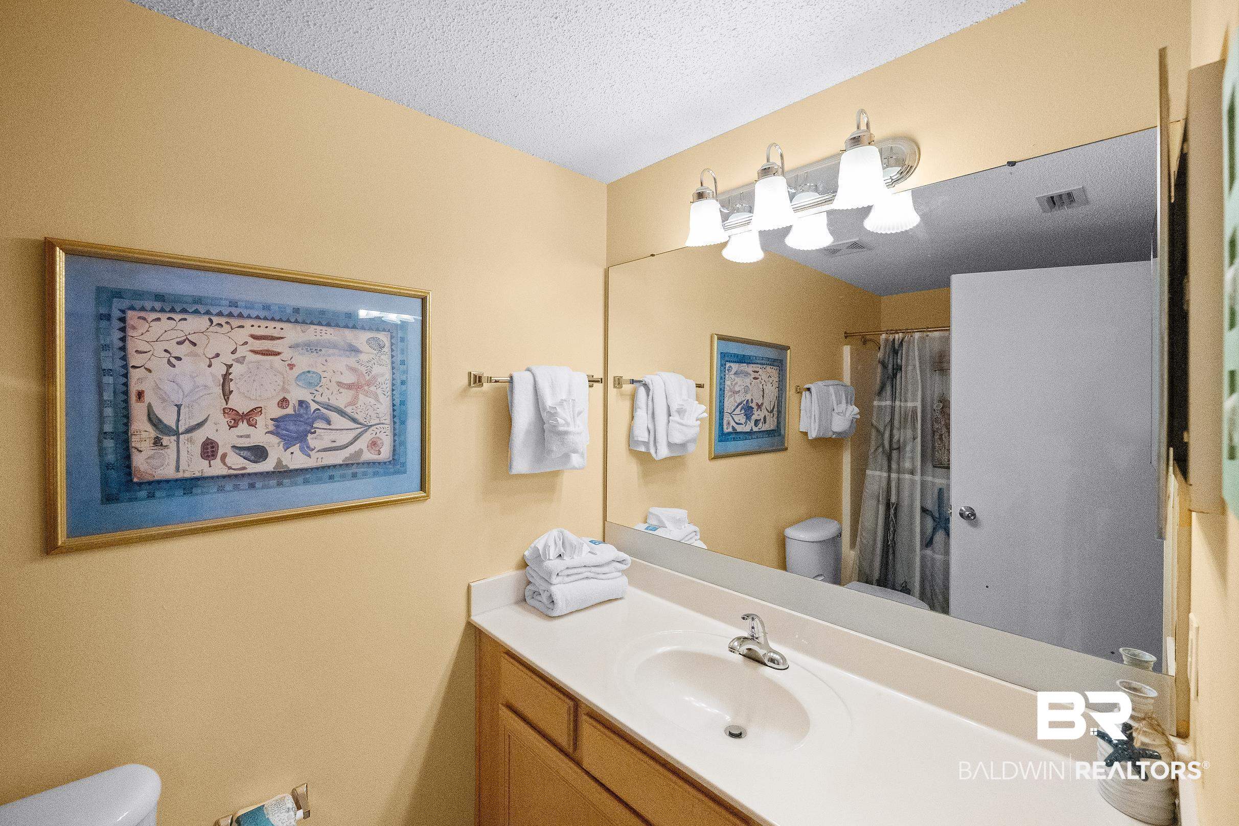 394890 | Photo 29