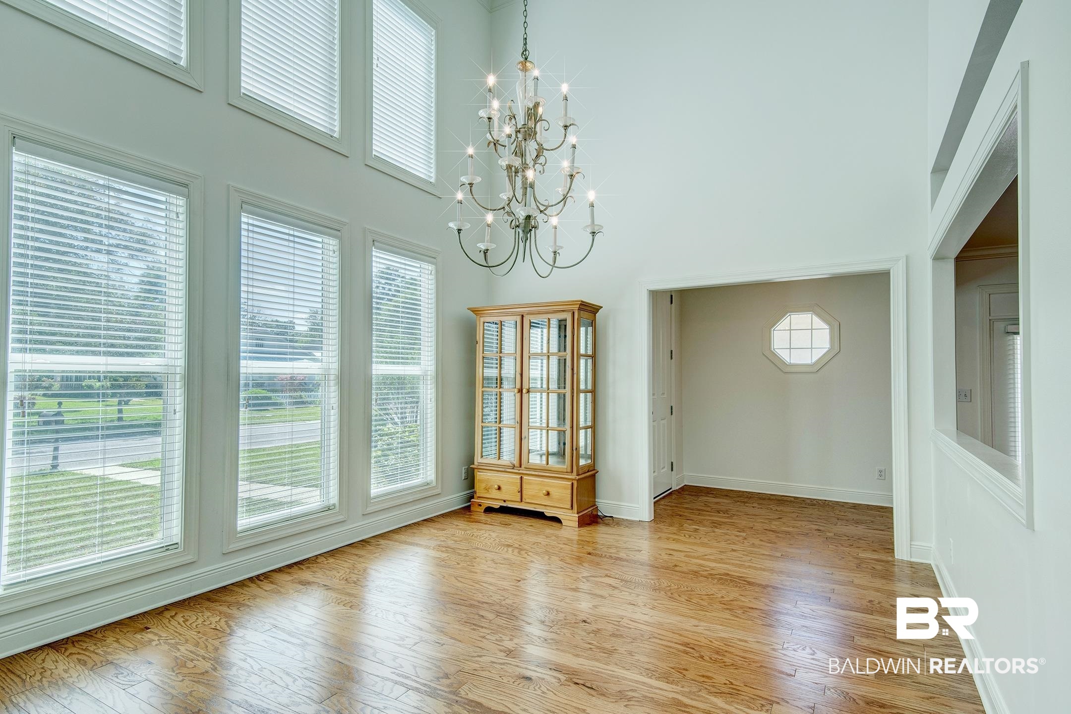 395080 | Photo 11