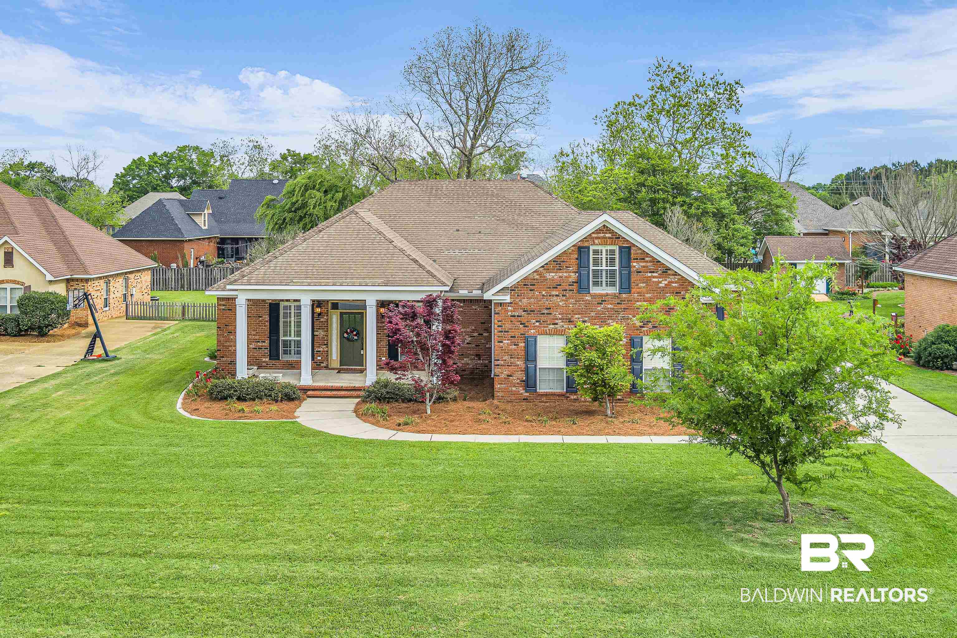 Large Homes for Sale in Daphne