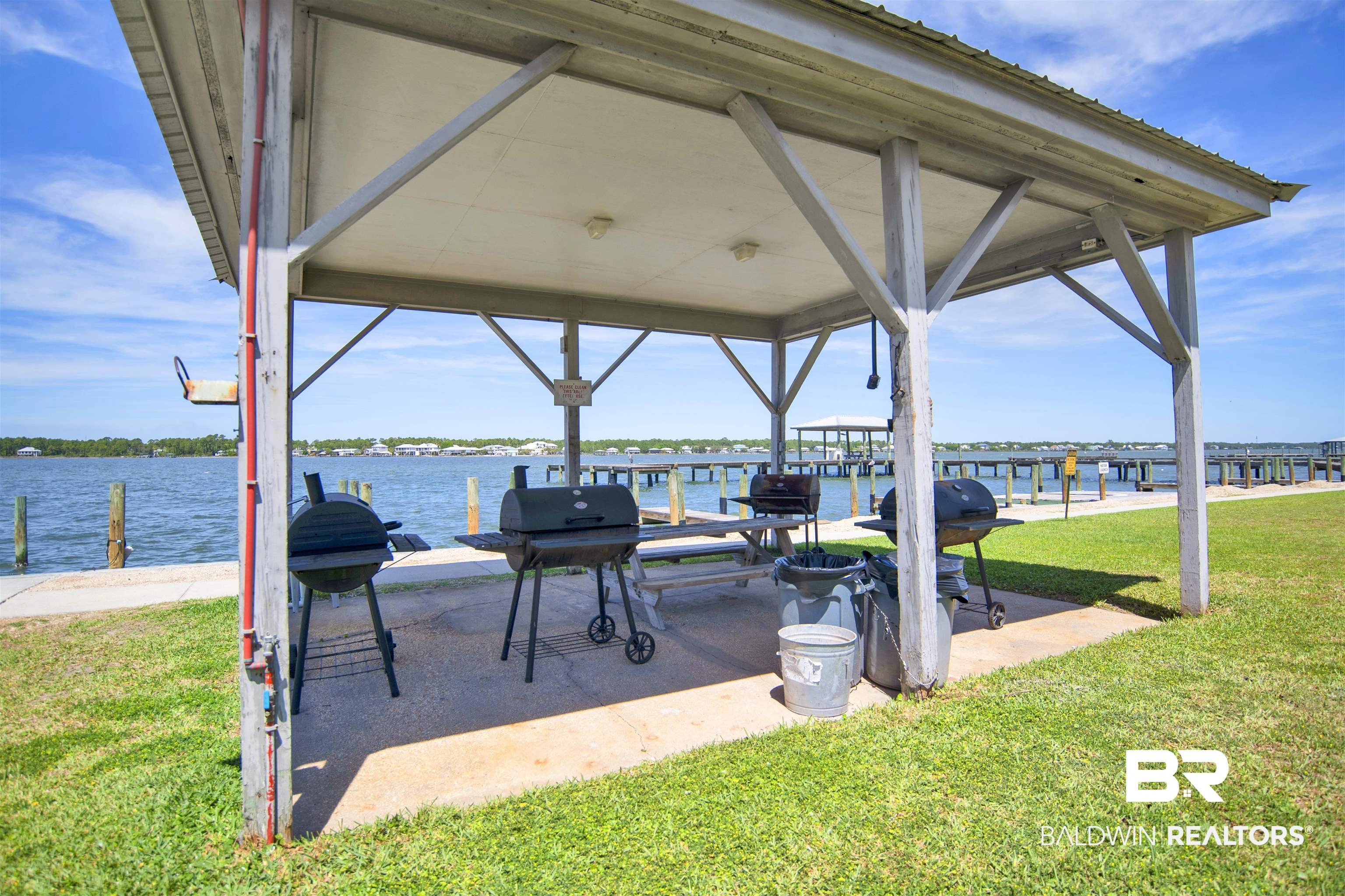 395160 | Photo 28