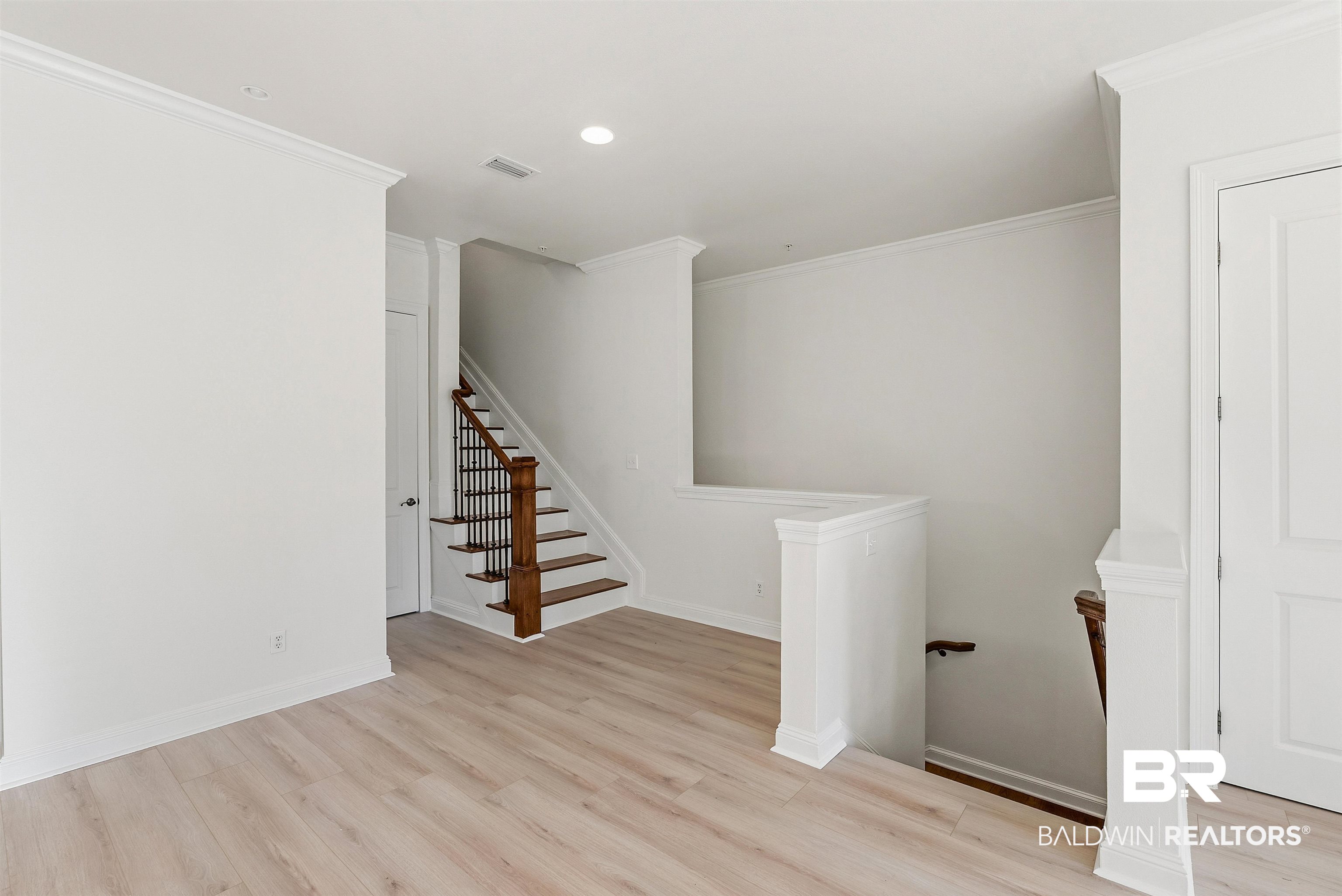 395297 | Photo 22