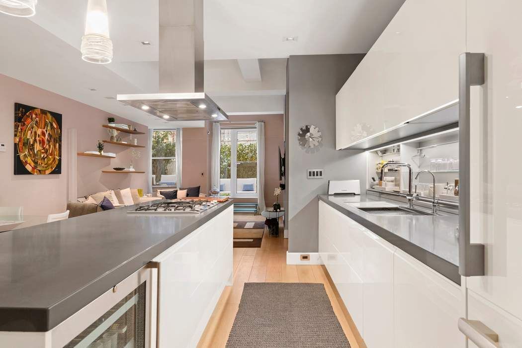 99 John Street 502-503 Seaport District New York NY 10038