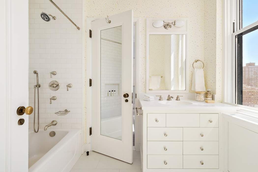 1155 Park Avenue 10SW Carnegie Hill New York NY 10128