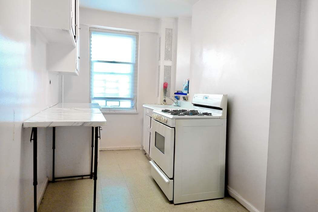 572 Grand Street G604 Lower East Side New York NY 10002