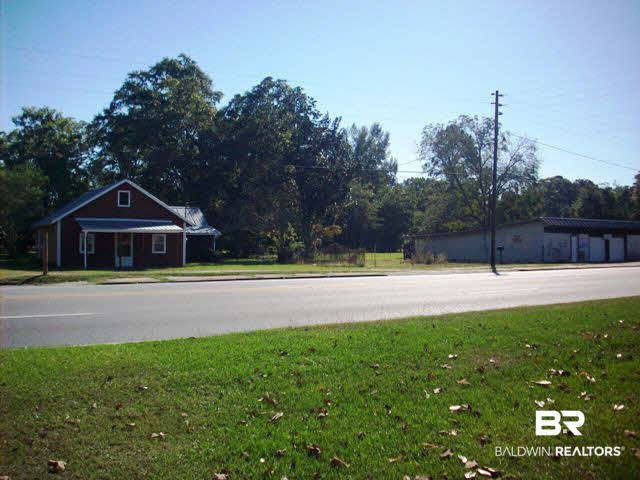 Photo 1 of Single Family Residence at 1010 N Main St, Atmore, AL 36502 | MLS# 205622 |  | Sold on 2014-02-07
