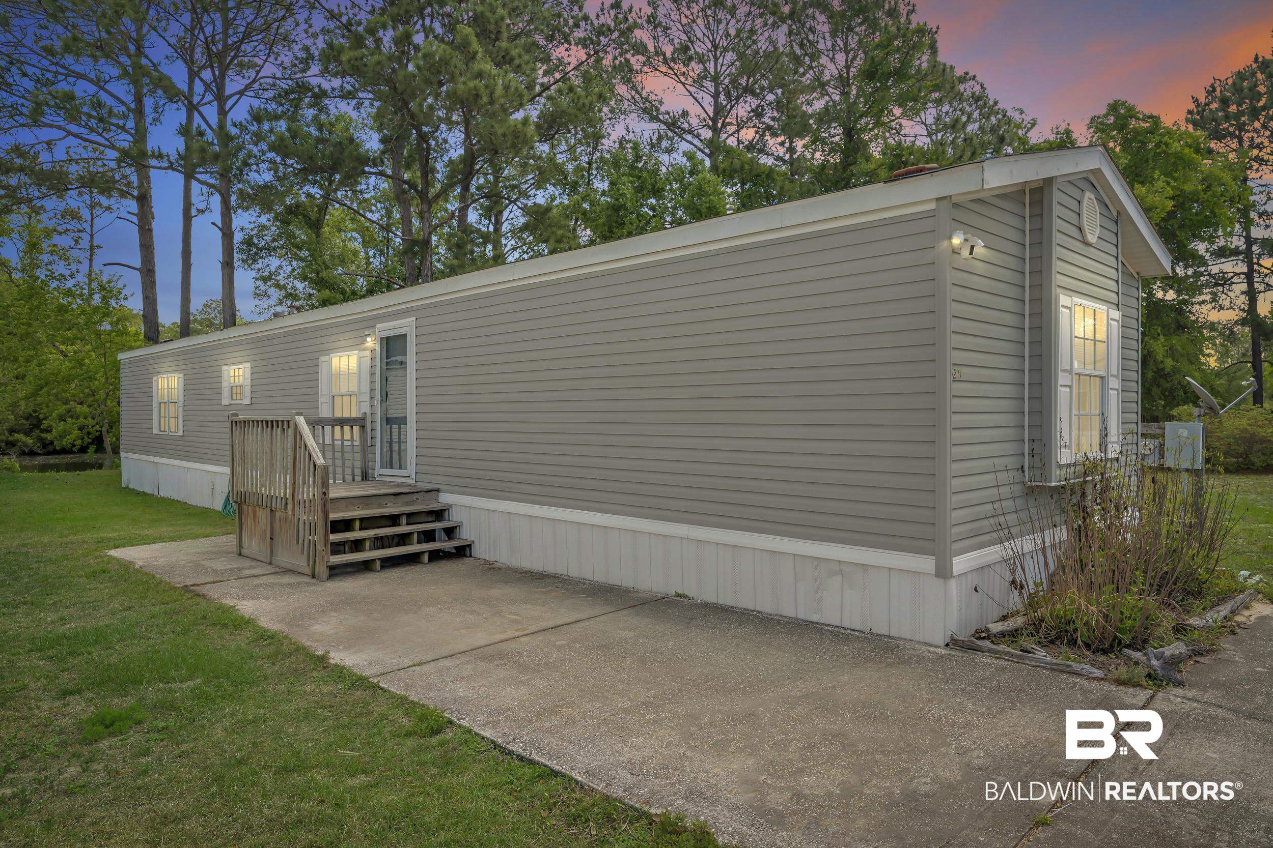 Gulf Shores Homes from $100,000 to $200,000