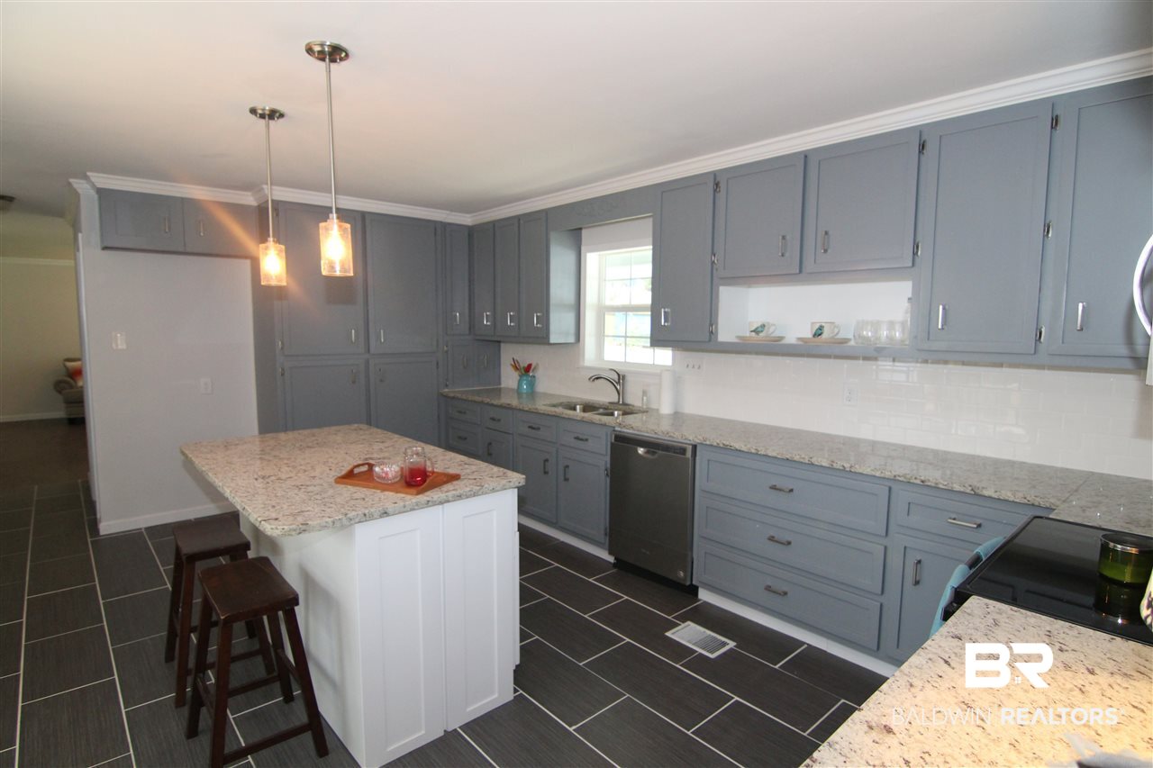 Photo 1 of Single Family Residence at 44 Caisson Tr, Spanish Fort, AL 36527 | MLS# 262305 |  | Sold on 2018-02-28