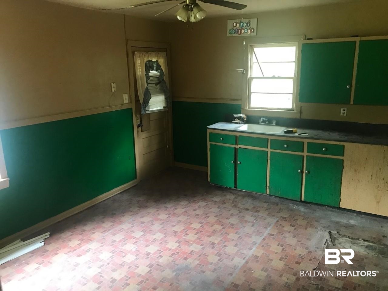 5th image of 501 W Magnolia St, Bay Minette, AL 36507 | MLS# 316748