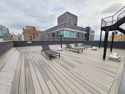 101 East 10th Street E. Greenwich Village New York NY 10003