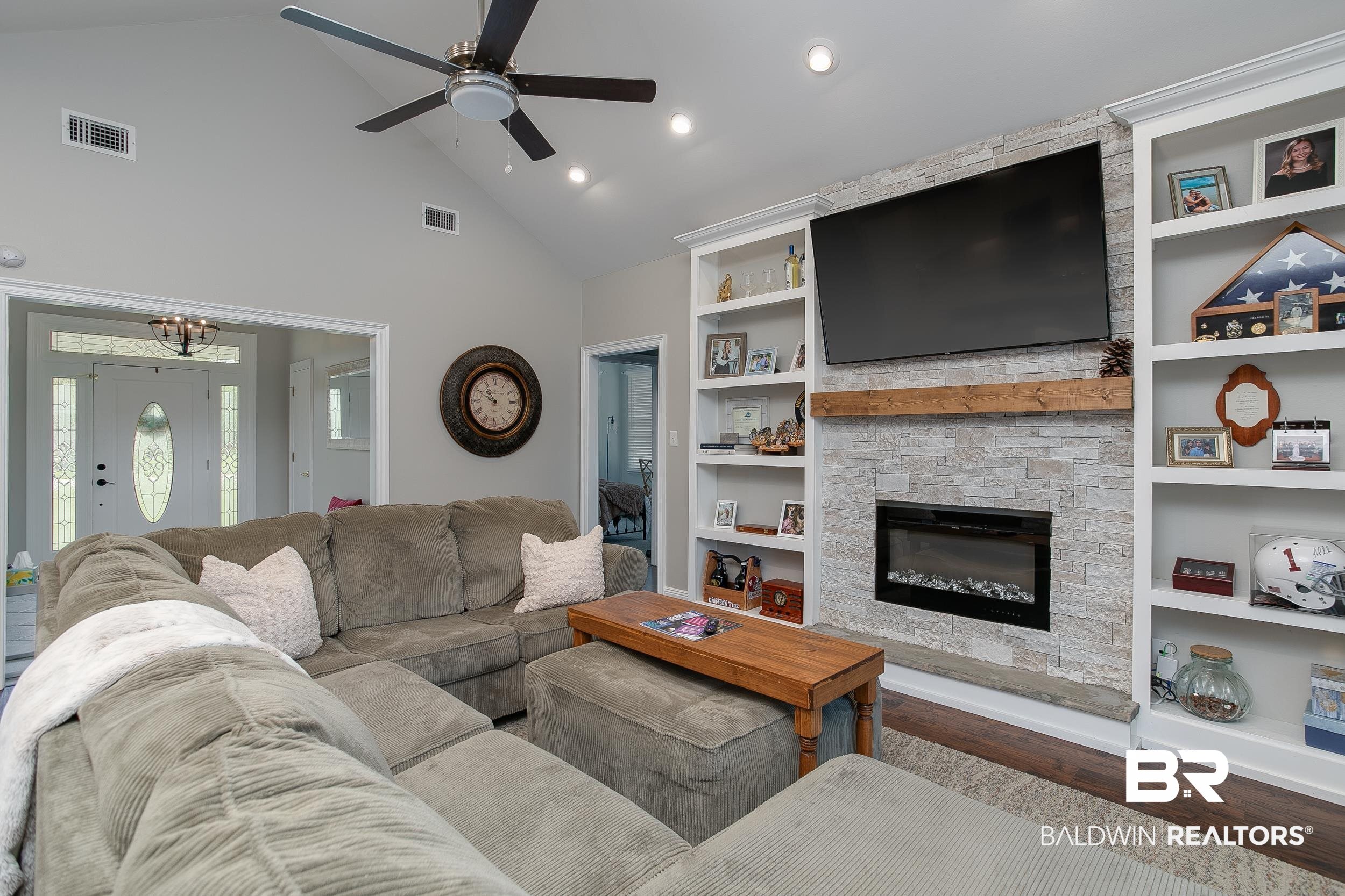 8375 Heron Drive