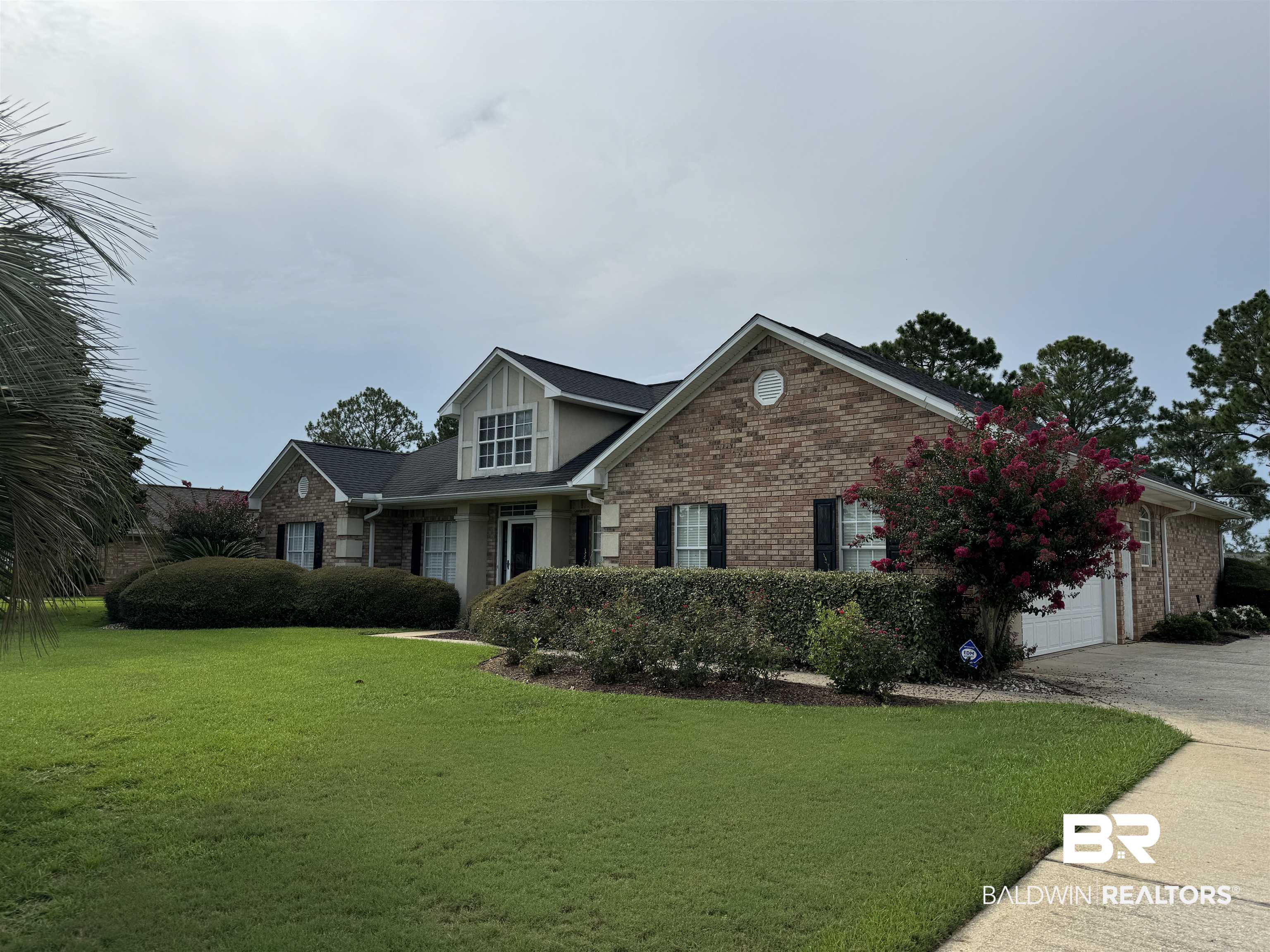 9139 Clubhouse Drive