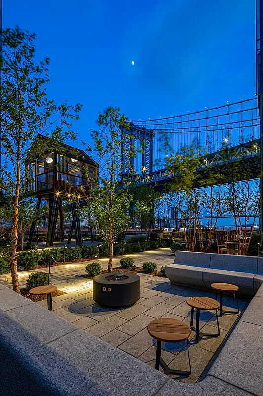 252 South Street 36C Lower East Side New York NY 10002