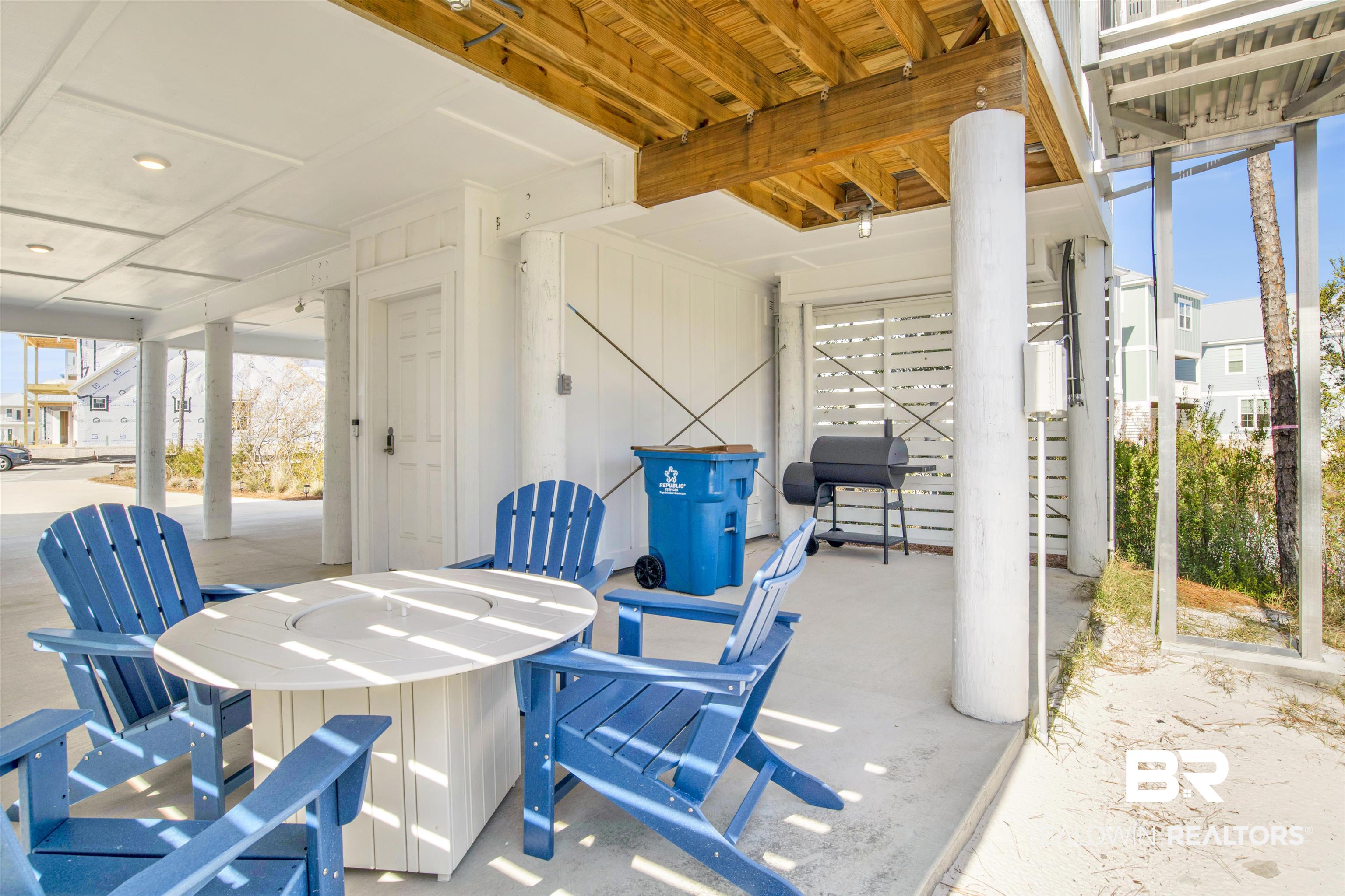Photo 4 of Single Family Residence at 24199 Pepper Ln, Orange Beach, AL 36561 | MLS# 374960 |  | Sold on 2025-03-27