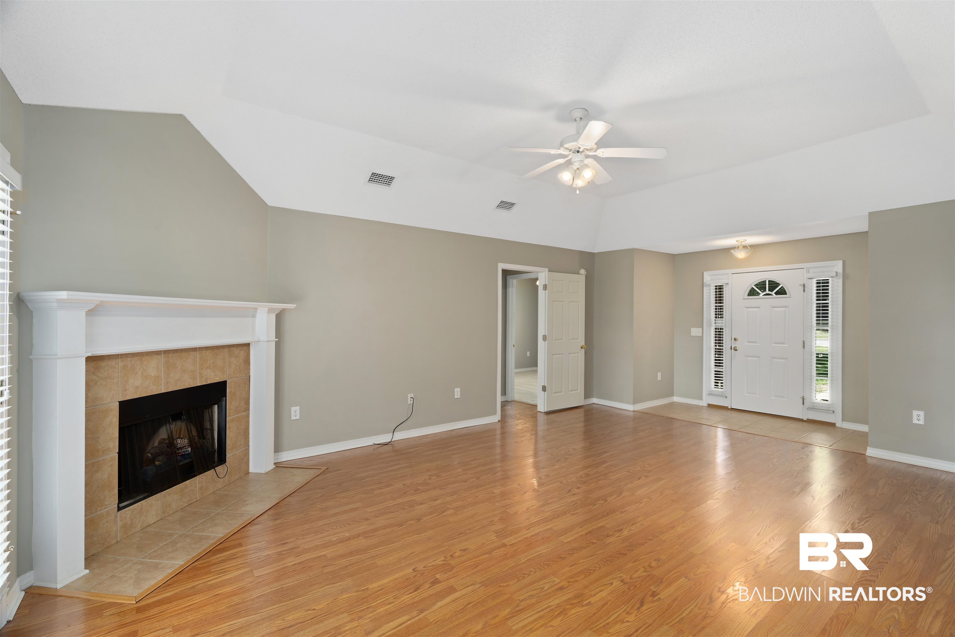 184 Robbins Boulevard