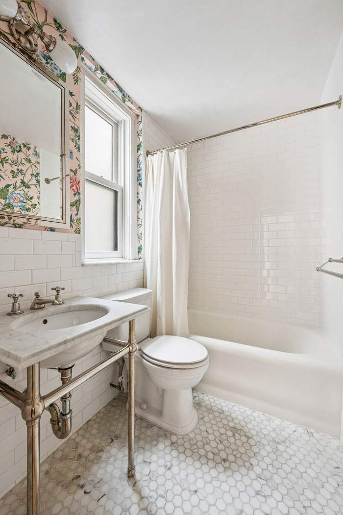 35 West 9th Street 3D Greenwich Village New York NY 10011