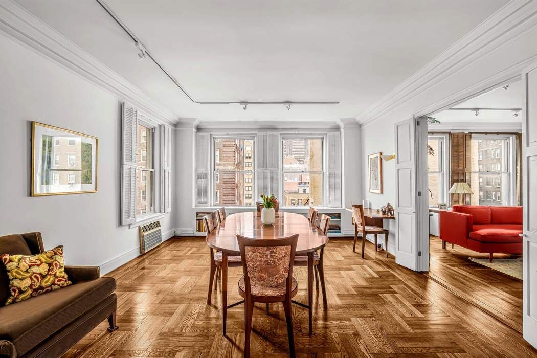 8 East 96th Street 10/11B Carnegie Hill New York NY 10128
