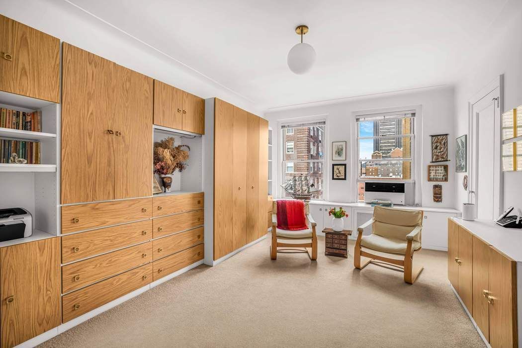 8 East 96th Street 10/11B Carnegie Hill New York NY 10128