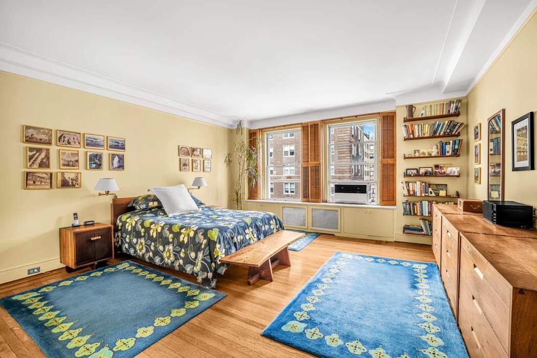 8 East 96th Street 10/11B Carnegie Hill New York NY 10128