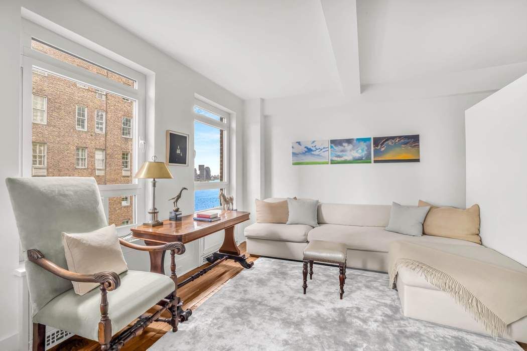 2 Beekman Place 9B Beekman Place New York NY 10022