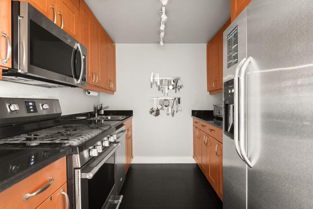 99 Jane Street 6E W. Greenwich Village New York NY 10014