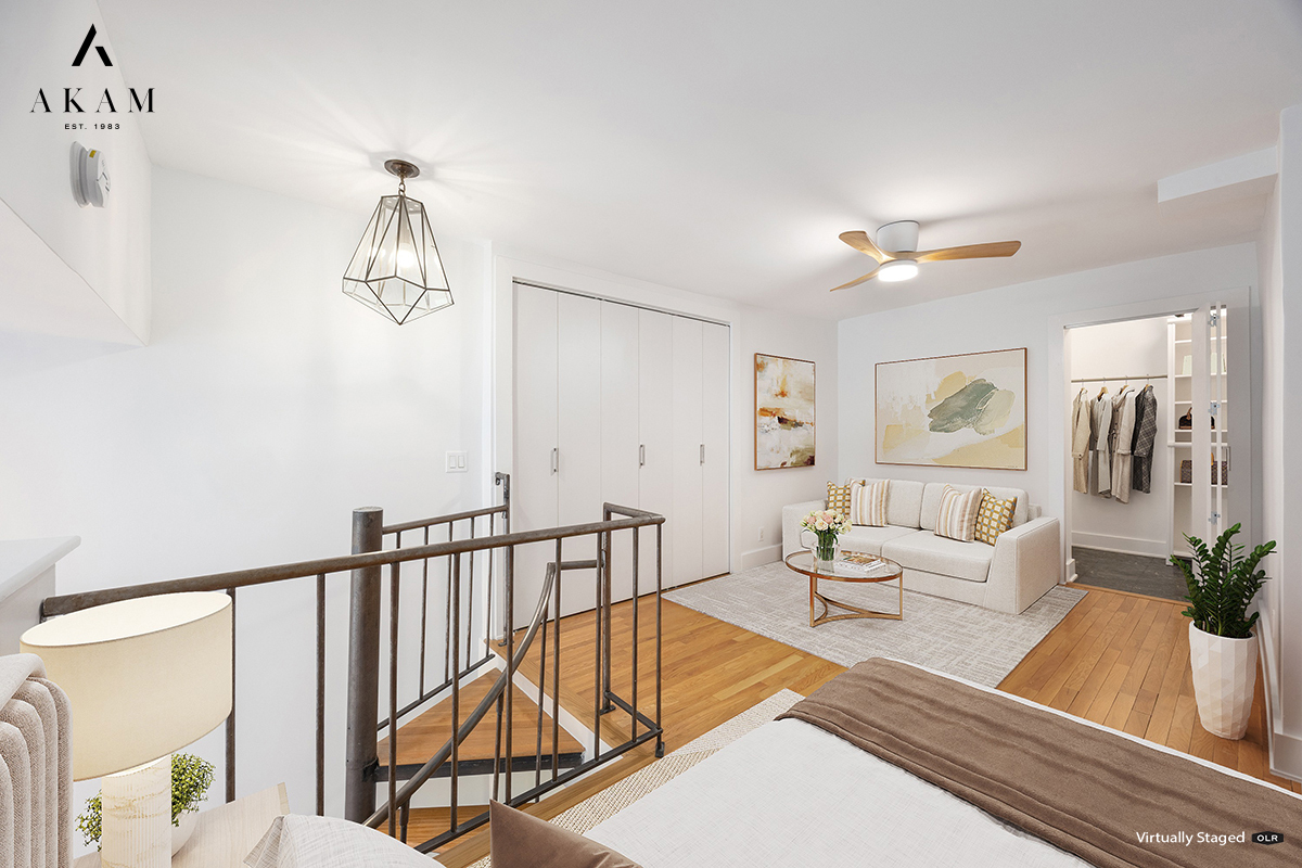 211 Thompson Street 4C Greenwich Village New York NY 10012