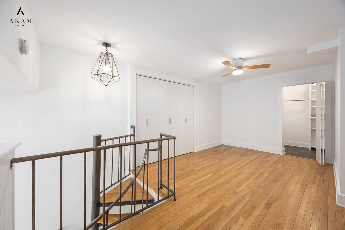 211 Thompson Street 4C Greenwich Village New York NY 10012