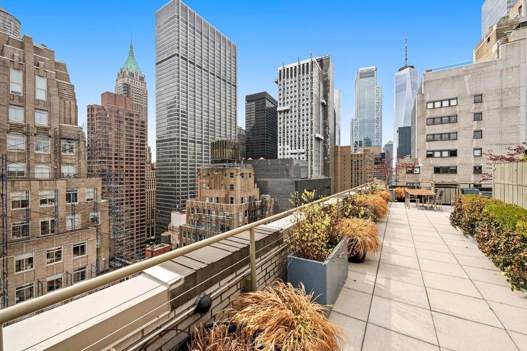 99 John Street 2402 Seaport District New York NY 10038