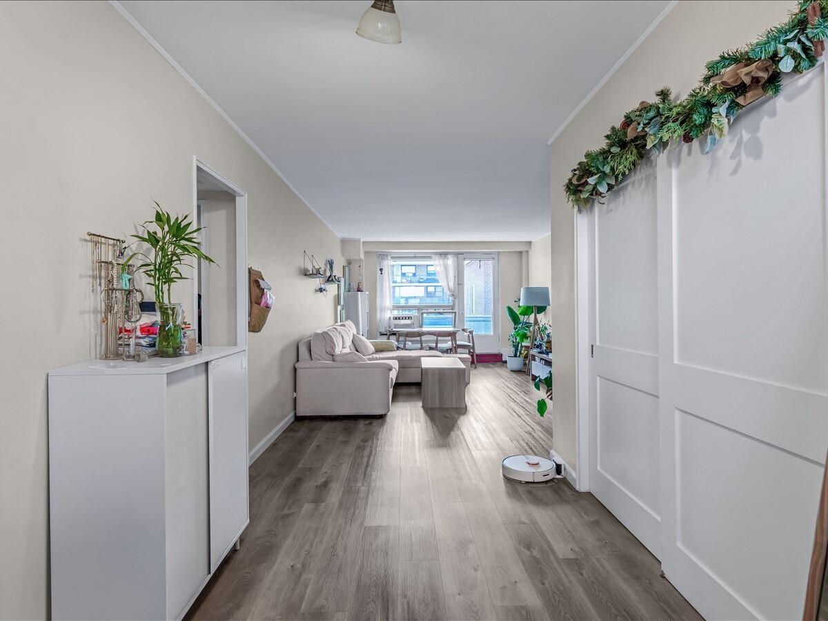 98-20 62nd Drive 15G Forest Hills Queens NY 11374
