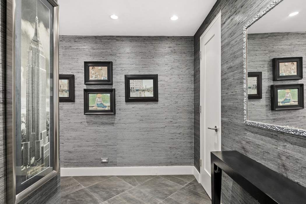 3 Sheridan Square 7KL Greenwich Village New York NY 10014