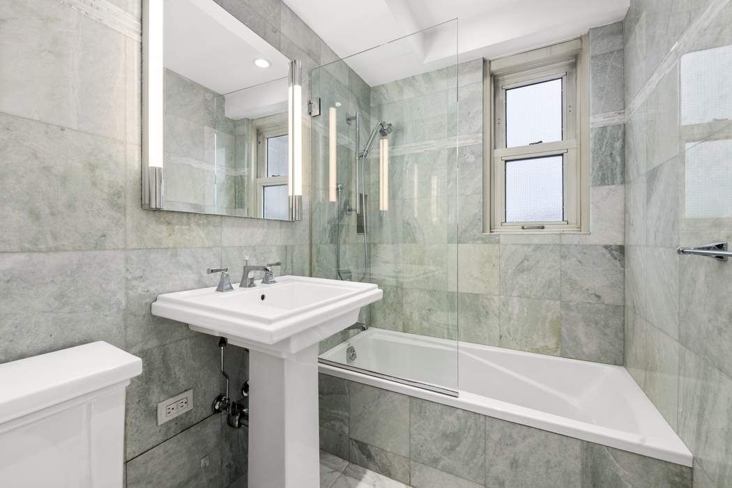 3 Sheridan Square 7KL Greenwich Village New York NY 10014