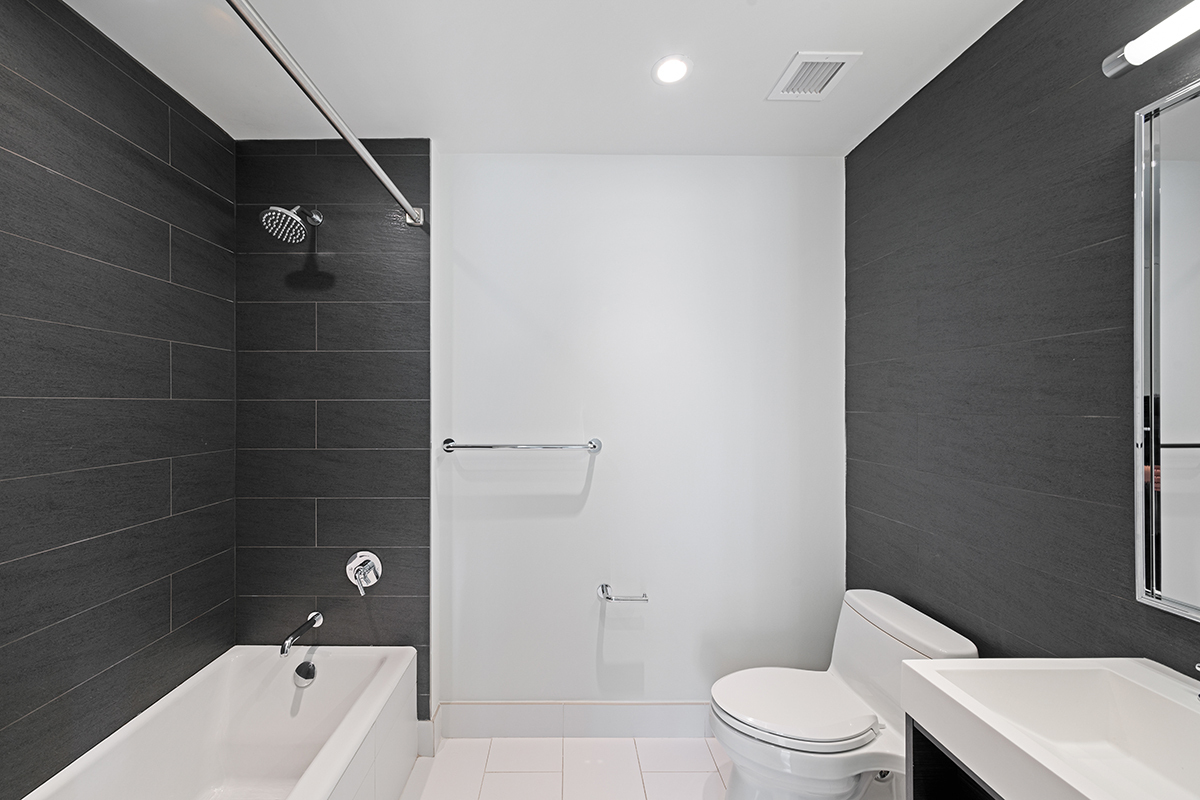 555 Tenth Avenue Clinton New York NY 10018