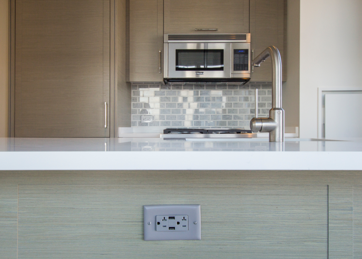 555 Tenth Avenue Clinton New York NY 10018